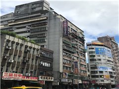 鄰近岳泰豐鼎社區推薦-金帝大樓，位於台北市萬華區
